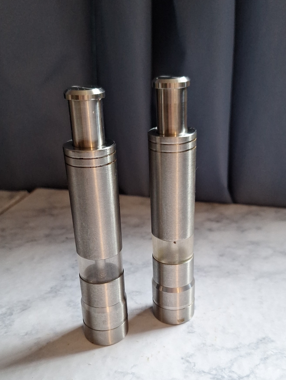 Fletchers Mill Stainless Steel Salt and Pepper Grinder Set - Silver